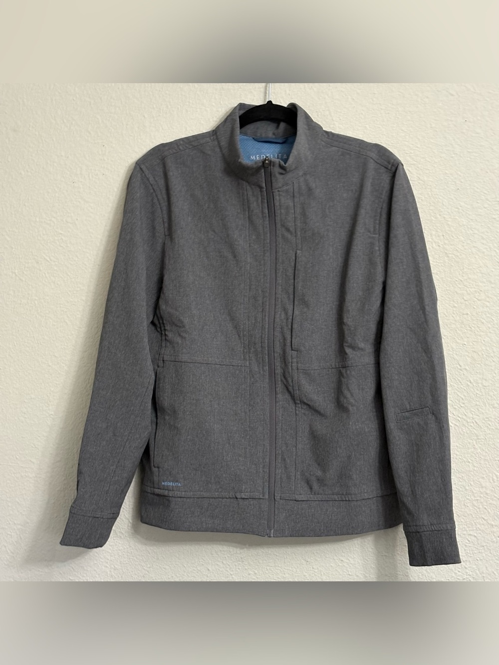 Medelita Quantum Scrub Jacket Mens Gray Full Zip Medical Warm Up Coat Stretch M